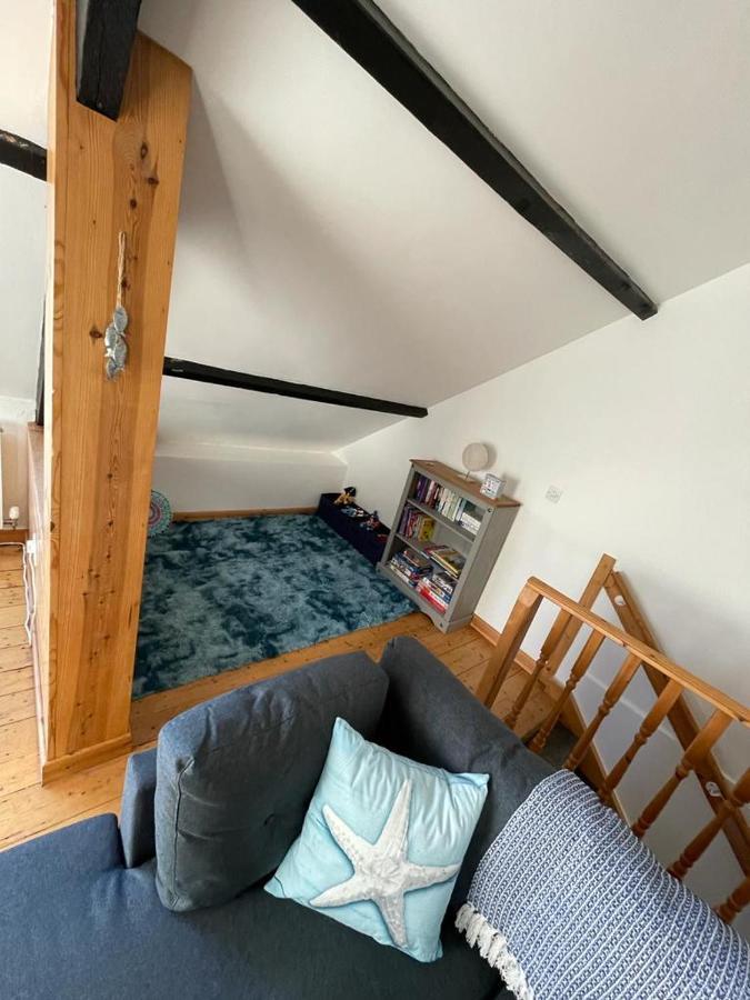Harbour Loft! Newly Refurbished 3 Bed Flat! Appartement Burry Port Buitenkant foto